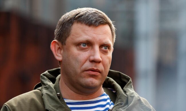 Пам’ятник Захарченко в Донецьку нажахав мережу: “недовго простоїть”