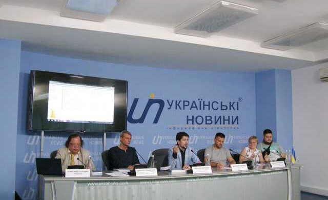 Афера Ткаченко и Петасюк не пройдет: активисты выступили в поддержку Одесской киностудии