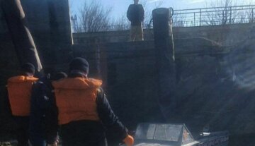 Трагедия произошла с мужчиной в камуфляже, тело нашли в порту: кадры из Одесской области