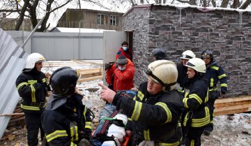 Стена упала и придавила строителей, выжили не все: новые детали ЧП в Одессе