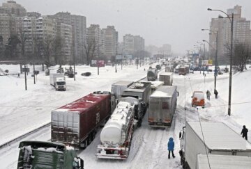У Києві почала діяти заборона на в'їзд: кому не можна заїжджати до столиці до 22 години