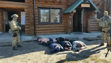 На Черниговщине бандиты похитили и пытали 200 человек — фото