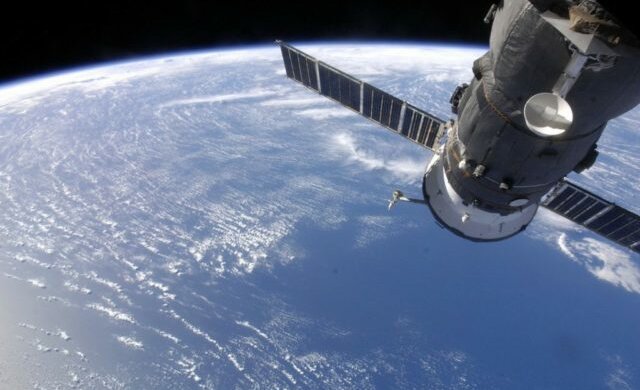 космос-640×425