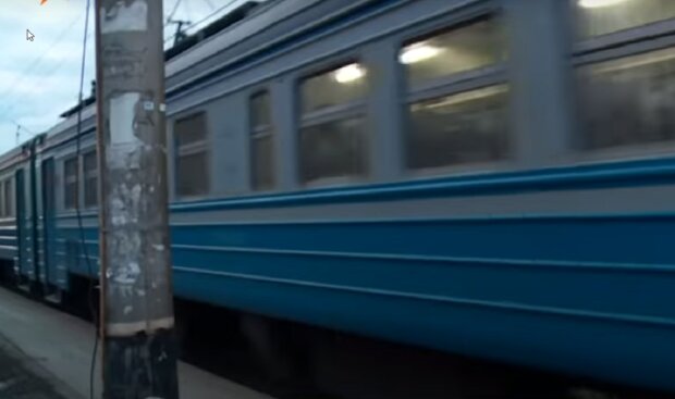 Біда трапилася в одеській електричці, відео:
