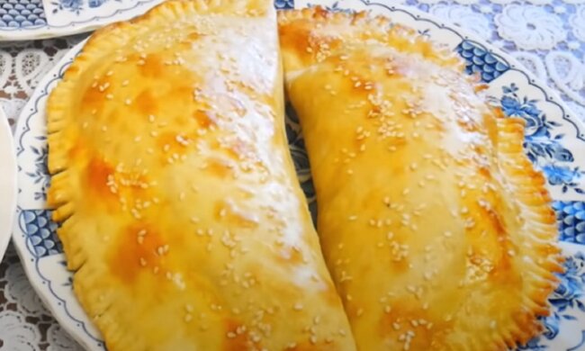 Чебуреки в духовке рецепт
