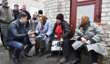 Олександр Савченко розповів про роздуті зарплати чиновників, дефіцит бюджету та злиденний український народ