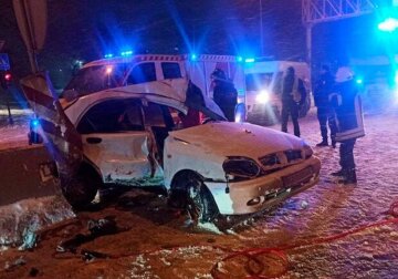 Негода призвела до катастрофи на дорогах Одещини, є жертви: кадри