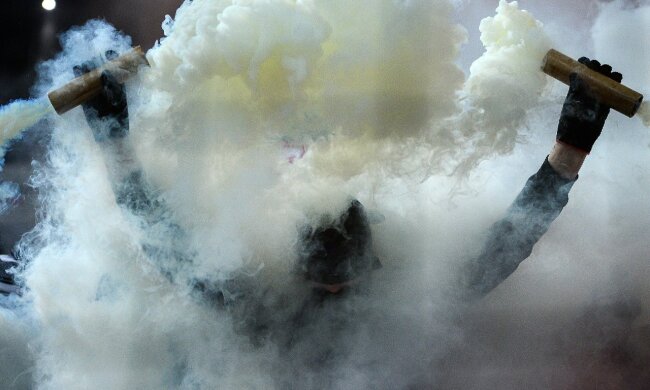 бунт, протест, митинг