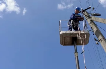 Графіки відключення світла в Полтавській області на 26 грудня