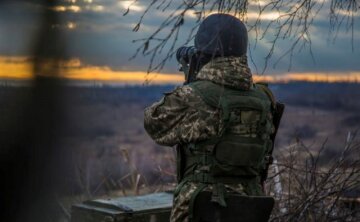 Загострення на Донбасі: бойовики добу безперервно накривають українські позиції забороненою зброєю