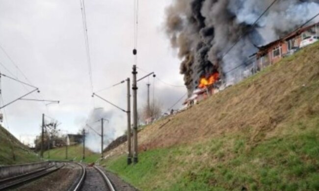 Должен был жениться, а теперь его хоронят: жертвой российской ракеты во Львове стал 26-летний Юрий
