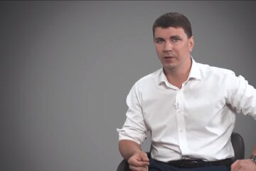 Можно ли назвать это разумным шагом, ведь прошло более 10 лет, и все эти разбирательства не имеют смысла? - Поляков о «Харьковских соглашениях»