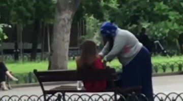 Ромы устроили облаву на людей в центре Одессы: момент попал на видео