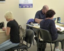 Безкоштовні продукти для ВПО та пенсіонерів в Запоріжжі