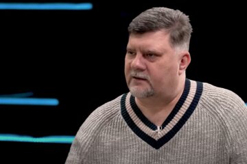 Олександр Новохатський
