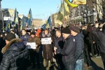 Толпа прорвалась на Крещатик, полиция бессильна: «все трассы будут перекрыты», кадры