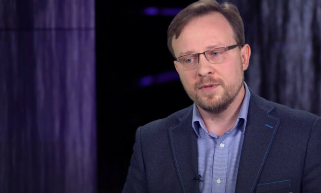 Ретро-социум, который уже устарел сто лет назад, уже не адекватный, - Алексей Толкачев о литературе в школе