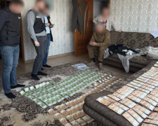 поліція провела більше 40 обшуків у посадовців ТЦК