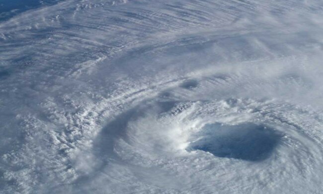 штормовое предупреждение буря шторм