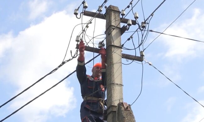 Графіки відключення світла у Запоріжжі на 24 квітня