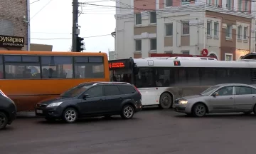 Обмеження руху транспорту у Рівному