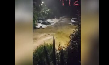 потоп у Сочі (рф): скріншот відео