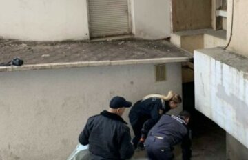В Одессе мужчина упал с 5-го этажа, но случилось чудо: "человек приземлился на..."