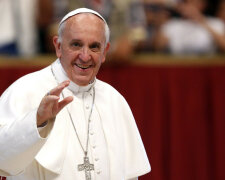 Папа Римский омоет ноги итальянской мафии (видео)