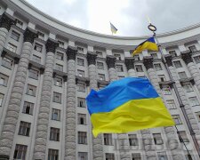 В Украине начались громкие увольнения: первыми «полетели головы» губернаторов