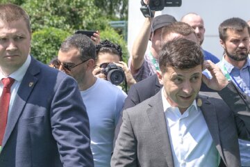 Зеленский, Слуга народа