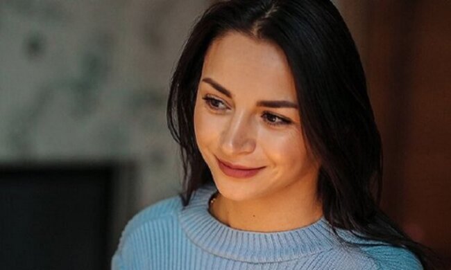 Переможниця "Танців з зірками" Гвоздьова показала, яким красенем росте її син: "Зовсім дорослий"