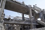 Разрушен университет и админздание: кадры последствий новых обстрелов в Харькове