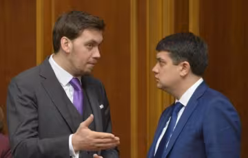Присоромлений Разумков розповів «Слугам», що про них думають українці: «У людей питання»