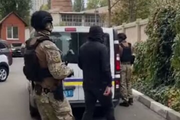 Безробітний чоловік залишив без майна своїх сусідів, фото: деталі випадку на Харківщині