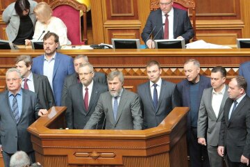 Новинский заявил об ответственности тех кто поддержит языковой закон