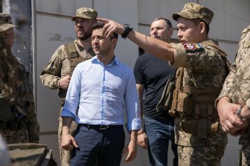 Арестович раскрыл провал власти с армией: "это непозволительная роскошь для Украины"