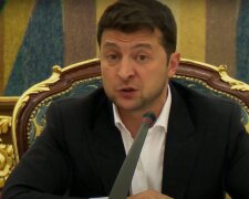 Володимир Зеленський звільняє суддів КСУ після демаршу: рішення прийнято