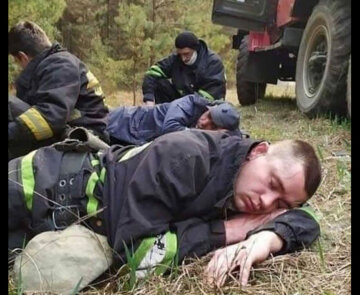«Вони врятували нас»: українці вклонилися перед хлопцями, що гасили пожежу у Чорнобилі, фото героїв