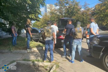 Деньги днепрян ушли на неизвестные нужды: "почти полмиллиарда каждый месяц...”