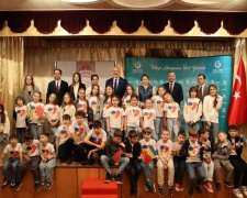 святкування Дня національного суверенітету Туреччини