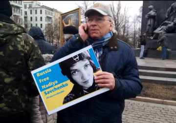 Организм Савченко перестал принимать воду — адвокат (видео)