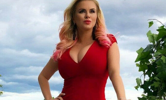 Анна Семенович