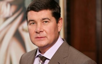 Война между Порошенко и Онищенко вышла на новый уровень