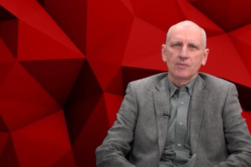 Олег Старіков