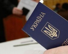 «Спляче» подвійне громадянство не може нашкодити Україні – експерт