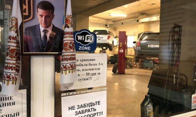 "Почти икона": фото Зеленского на СТО в Одессе взбаламутило сеть