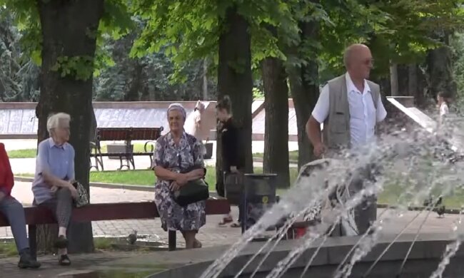 Доплаты для пенсионеров в Киевской области