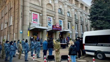 В Одессе провели в последний путь защитника, до конца остававшегося верным Украине: фото с церемонии прощания