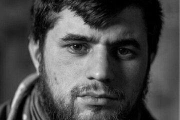 Записку, від якої мурашки по шкірі, знайшли на могилі "Да Вінчі": "Навіки присутній"