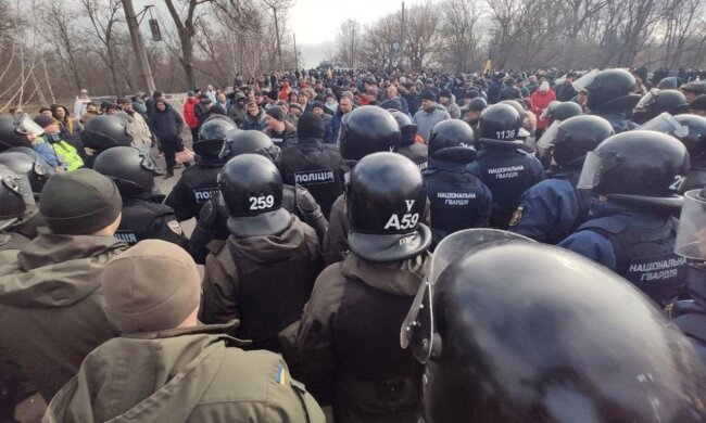 нові санжари, бунт